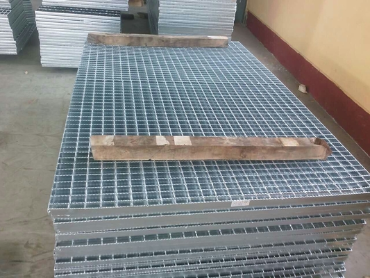 China Bearing bar 30X5 galvanized steel drainage grating competitive price supplier